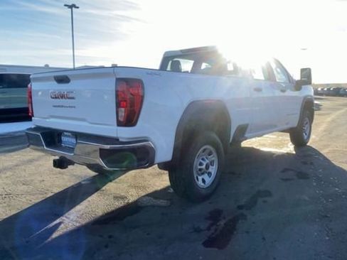 Used 2024 GMC Sierra 3500 Pro image 8