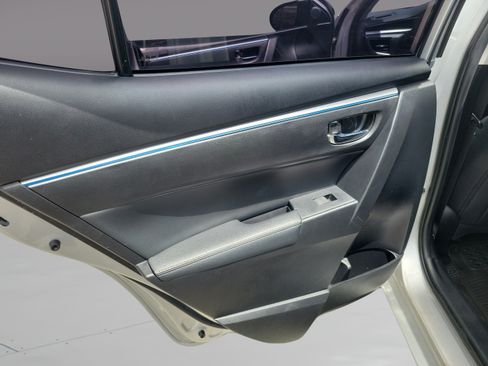 Used 2016 Toyota Corolla S FWD image 11