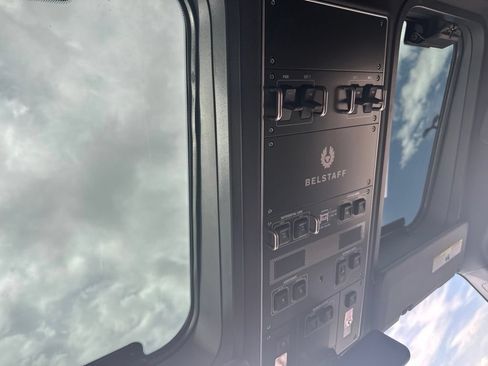 Used 2025 INEOS Grenadier AWD/4WD image 14