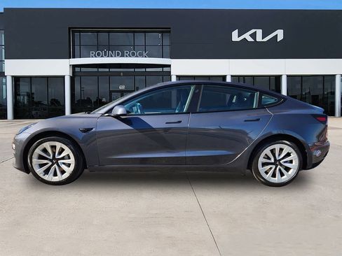 Used 2022 Tesla Model 3 image 4