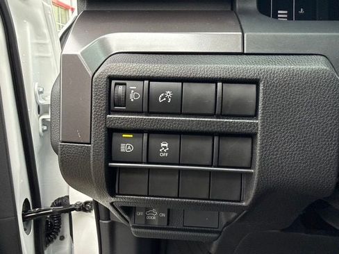 Used 2026 Toyota Tacoma SR5 AWD/4WD image 21