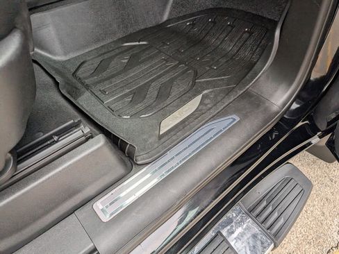 Used 2020 GMC Sierra 2500 SLT w/ SLT Convenience Package image 34