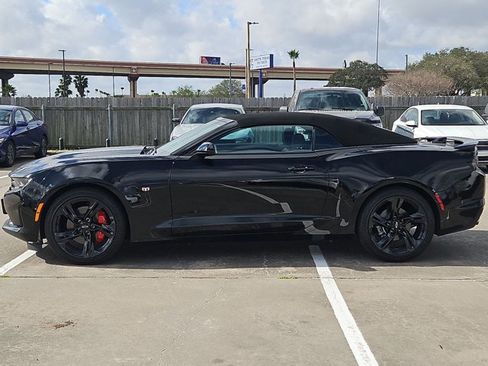 Used 2024 Chevrolet Camaro LT w/ RS Package image 8