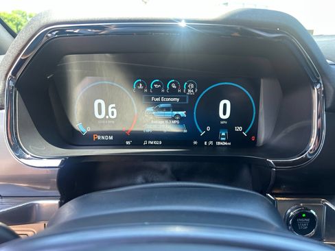 Used 2021 Ford F150 Lariat w/ Equipment Group 502A High AWD/4WD image 38