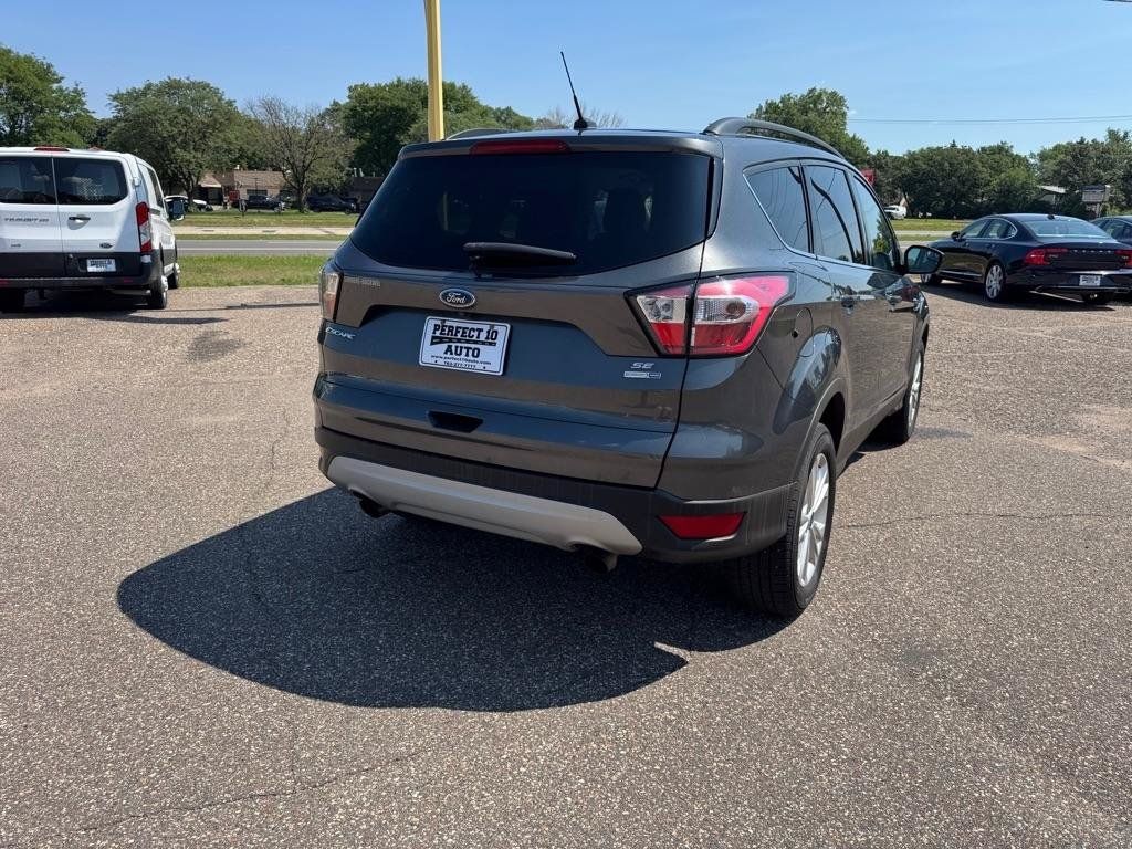 Used 2018 Ford Escape SE AWD/4WD image 5