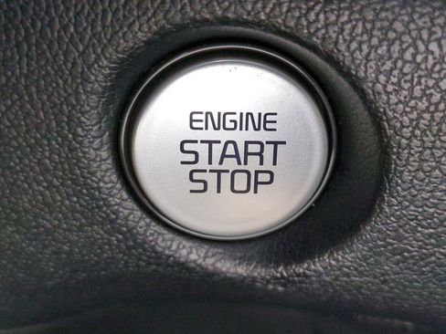 Certified 2025 Kia Sorento EX image 26