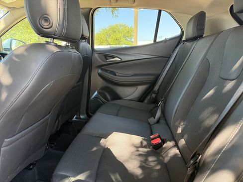 Used 2025 Buick Encore GX Preferred AWD/4WD image 25