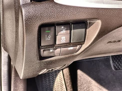 Used 2020 Acura TLX image 29