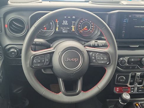 Certified 2024 Jeep Wrangler Unlimited Rubicon image 12