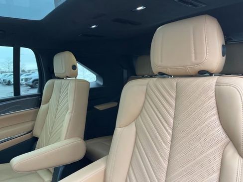 Used 2025 Cadillac Escalade IQ Sport 2 w/ LPO, ONYX Package image 10