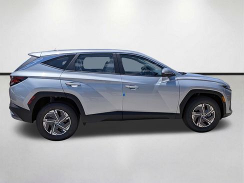 New 2026 Hyundai Tucson SEL FWD image 3