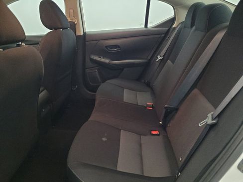 Used 2025 Nissan Sentra SV FWD image 18
