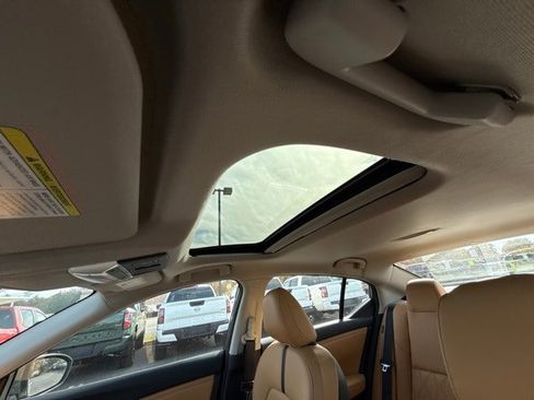 New 2025 Nissan Sentra SV w/ SV Premium Package image 14