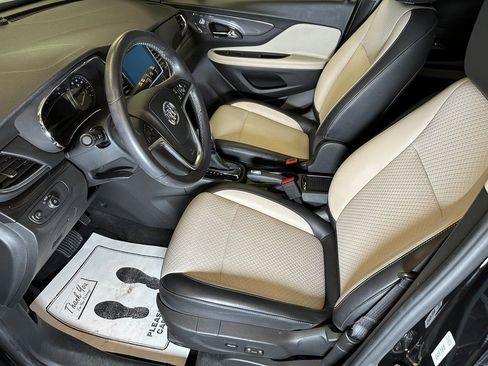 Used 2019 Buick Encore Preferred w/ Safety Package FWD image 18
