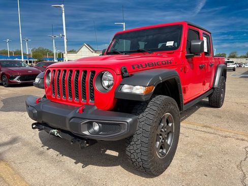 Used 2022 Jeep Gladiator Rubicon w/ Cold Weather Group AWD/4WD image 3