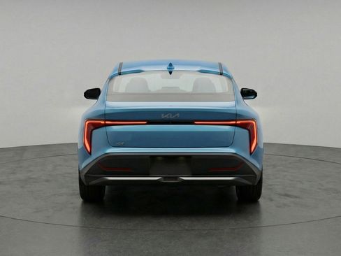 Used 2025 Kia K4 LXS image 7