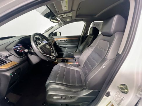 Used 2020 Honda CR-V Touring image 14