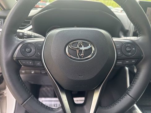 Used 2025 Toyota RAV4 XLE Premium w/ Weather Package AWD/4WD image 27