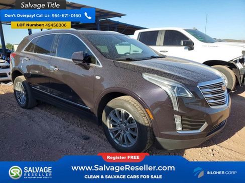 Used 2018 Cadillac XT5 Luxury w/ Driver Awareness Package FWD image 5
