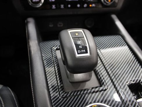 Used 2022 Mitsubishi Outlander SE image 40