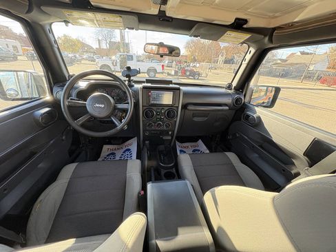 Used 2007 Jeep Wrangler Unlimited X AWD/4WD image 17