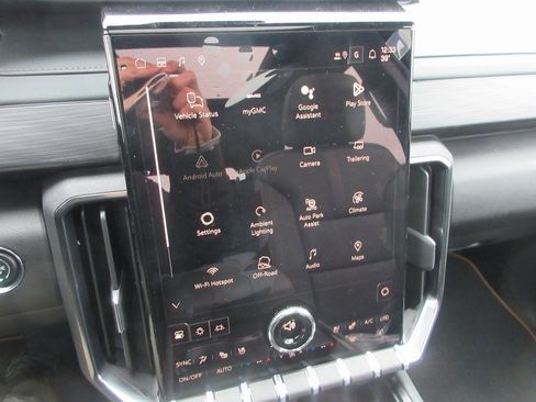 New 2026 GMC Acadia AT4 image 19