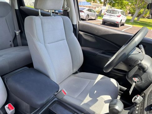 Used 2016 Honda CR-V LX image 8