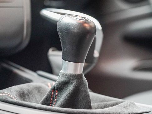 Used 2011 BMW 1 Series M image 22