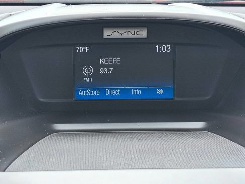 Used 2017 Ford Escape SE w/ SE Cold Weather Package AWD/4WD image 17