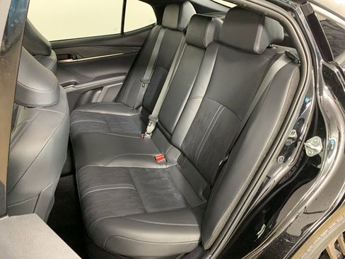 Used 2025 Toyota Camry XSE image 26