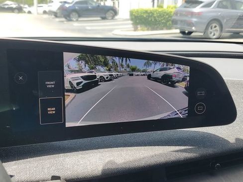 Used 2024 Lucid Air Touring AWD/4WD image 19