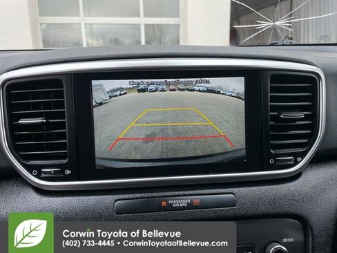 Used 2020 Kia Sportage LX image 18