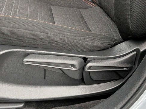 Used 2025 Honda HR-V Sport image 18