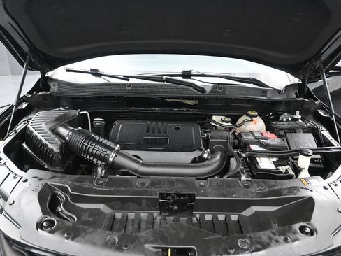 Used 2023 Chevrolet Blazer LT FWD image 16