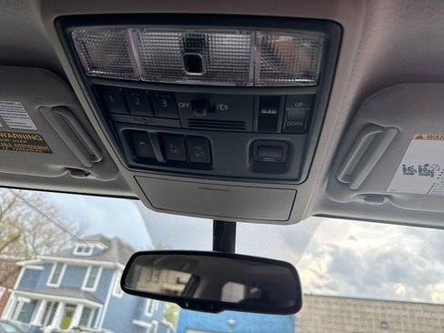 Used 2016 Toyota 4Runner Limited image 6