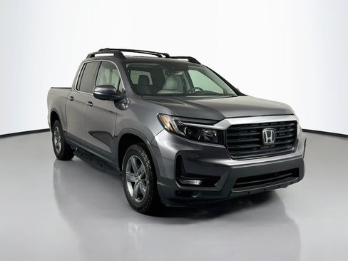 Certified 2023 Honda Ridgeline RTL image 3
