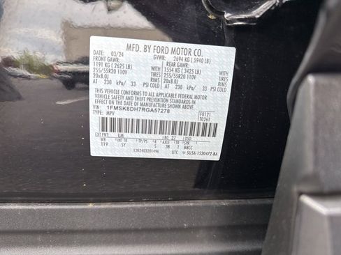 Used 2024 Ford Explorer XLT w/ Equipment Group 202A AWD/4WD image 9
