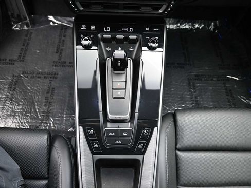 Certified 2021 Porsche 911 Carrera S RWD image 13