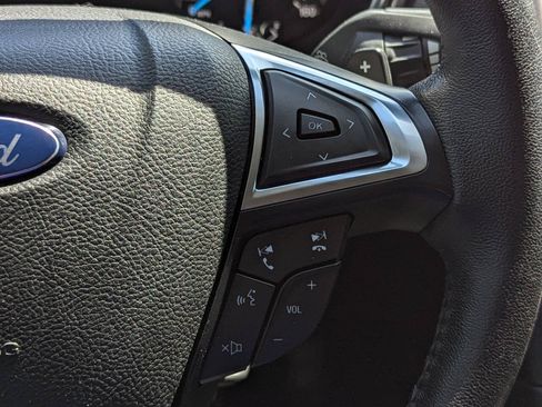 Used 2018 Ford Fusion SE AWD/4WD image 23