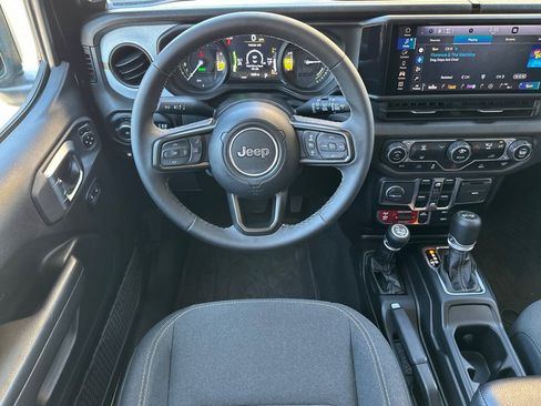 Used 2025 Jeep Wrangler Unlimited Sport S 4xe AWD/4WD image 14