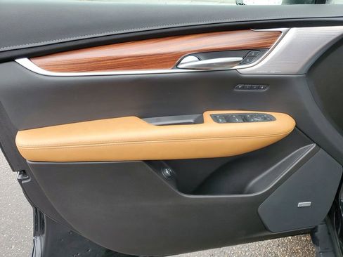 Used 2023 Cadillac XT5 Premium Luxury image 20