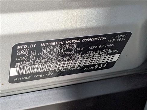 Used 2023 Mitsubishi Outlander ES image 18