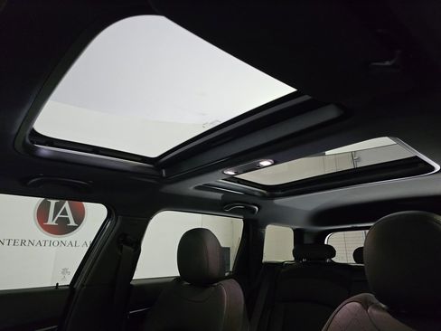 Used 2023 MINI Cooper Clubman John Cooper Works image 12