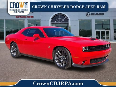 Used 2023 Dodge Challenger R/T Scat Pack image 1