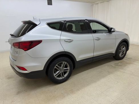 Used 2017 Hyundai Santa Fe Sport w/ Cargo Package AWD/4WD image 5