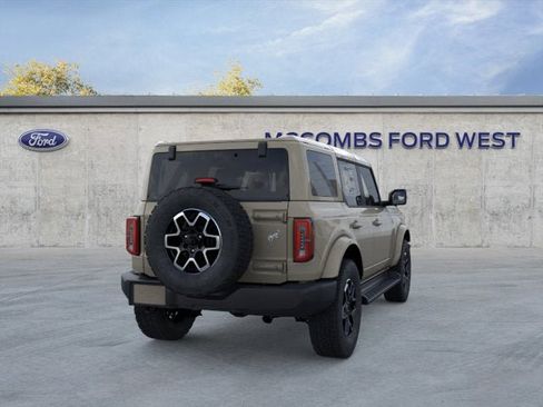 New 2025 Ford Bronco Outer Banks AWD/4WD image 8