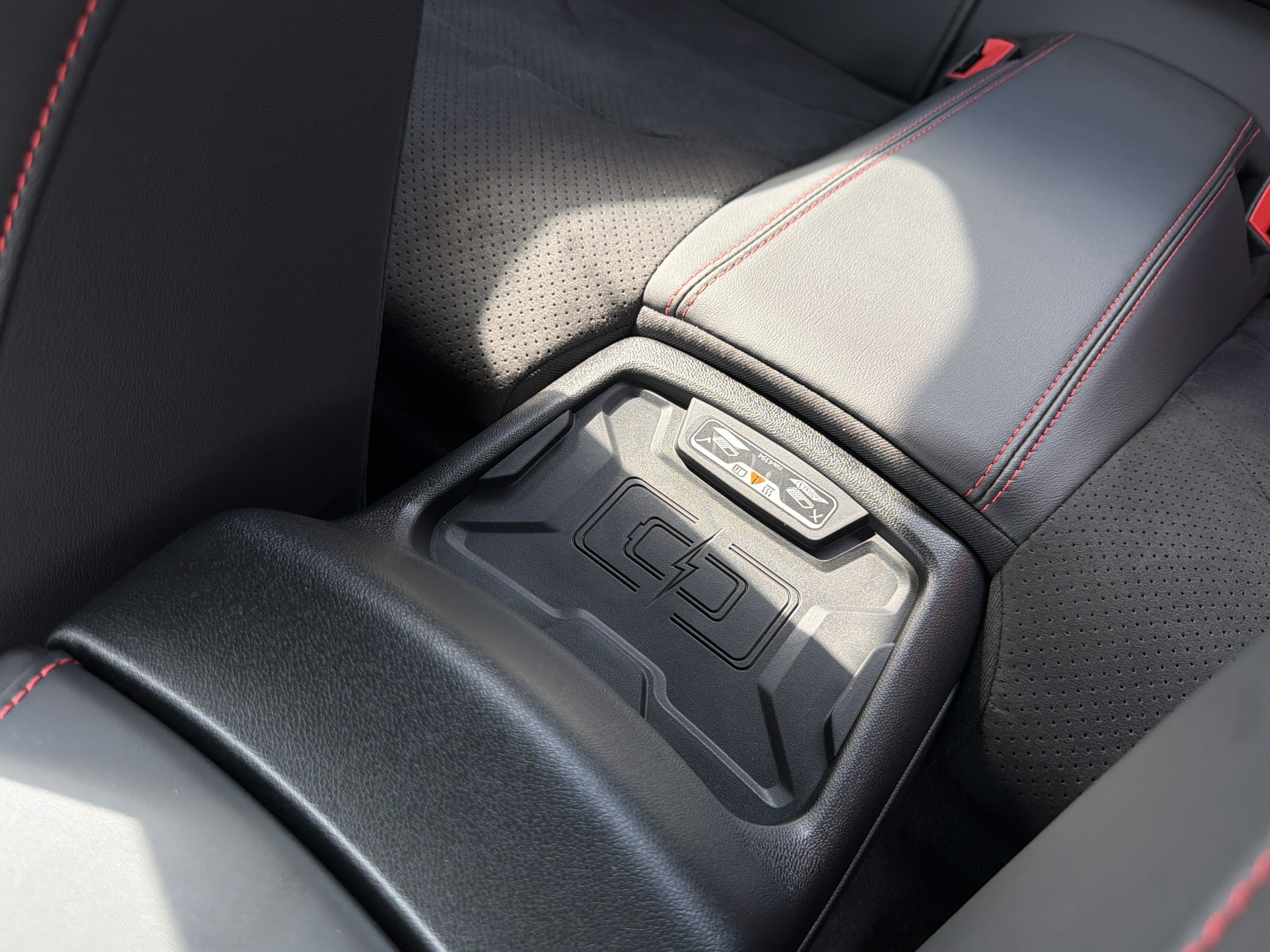 Used 2024 Chevrolet Camaro ZL1 RWD image 43