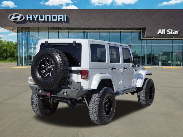 Used 2013 Jeep Wrangler Unlimited Rubicon w/ Connectivity Group AWD/4WD image 6