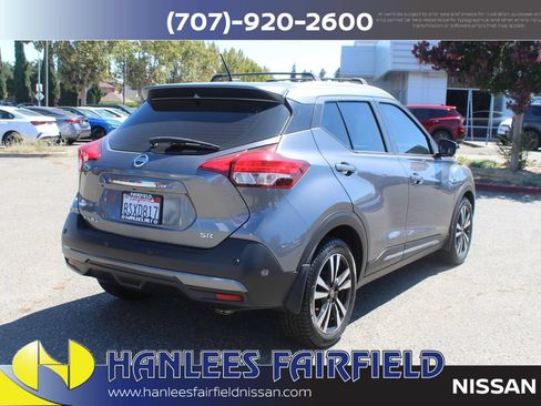 Used 2020 Nissan Kicks SR w/ SR Premium Package FWD image 7