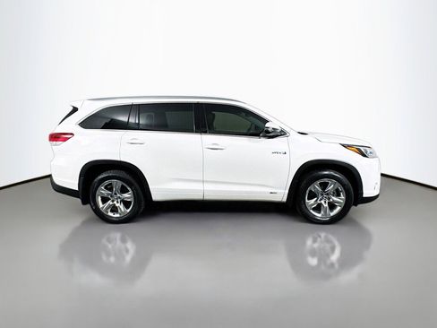 Used 2019 Toyota Highlander Limited AWD/4WD image 6